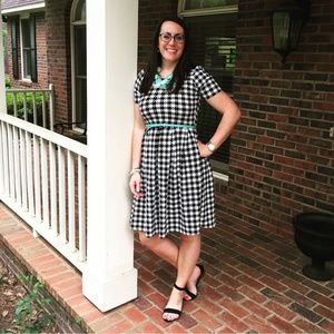 LulaRoe Houndstooth Amelia dress